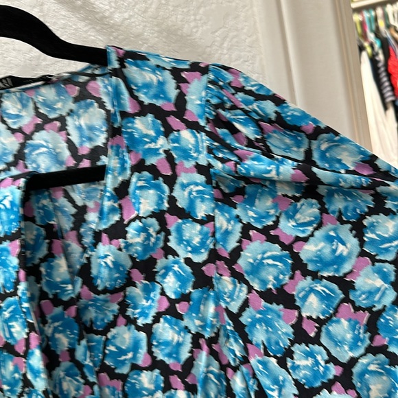 Zara dress with belt - Picture 5 of 5